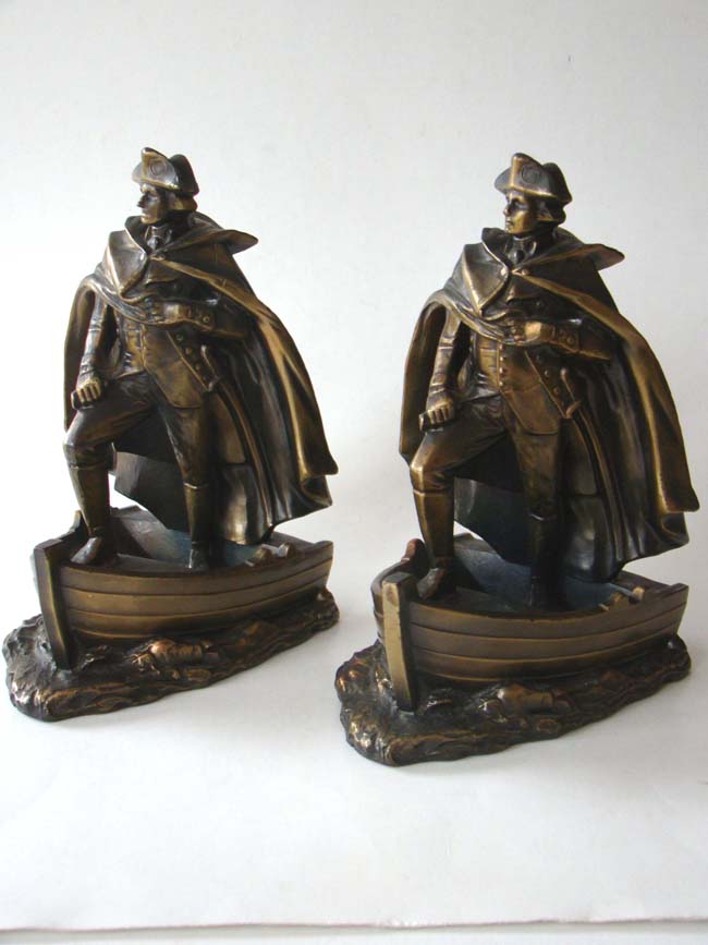 A RARE pair of 'mint' condition "Washington Crossing the Delaware" Bookends circa 1932 — image 3